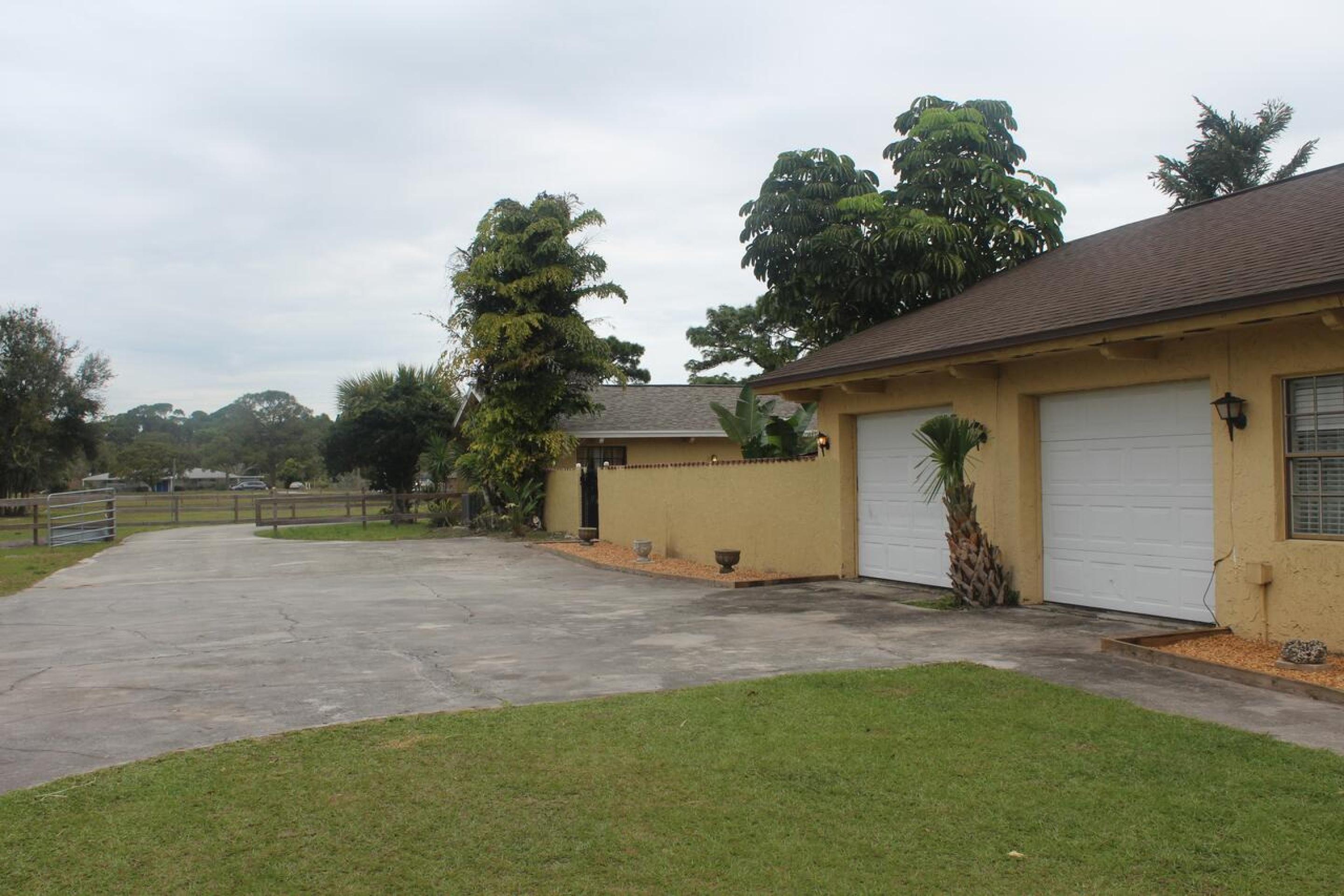 מלון Oyo Family Ranch At Melbourne Fl מראה חיצוני תמונה