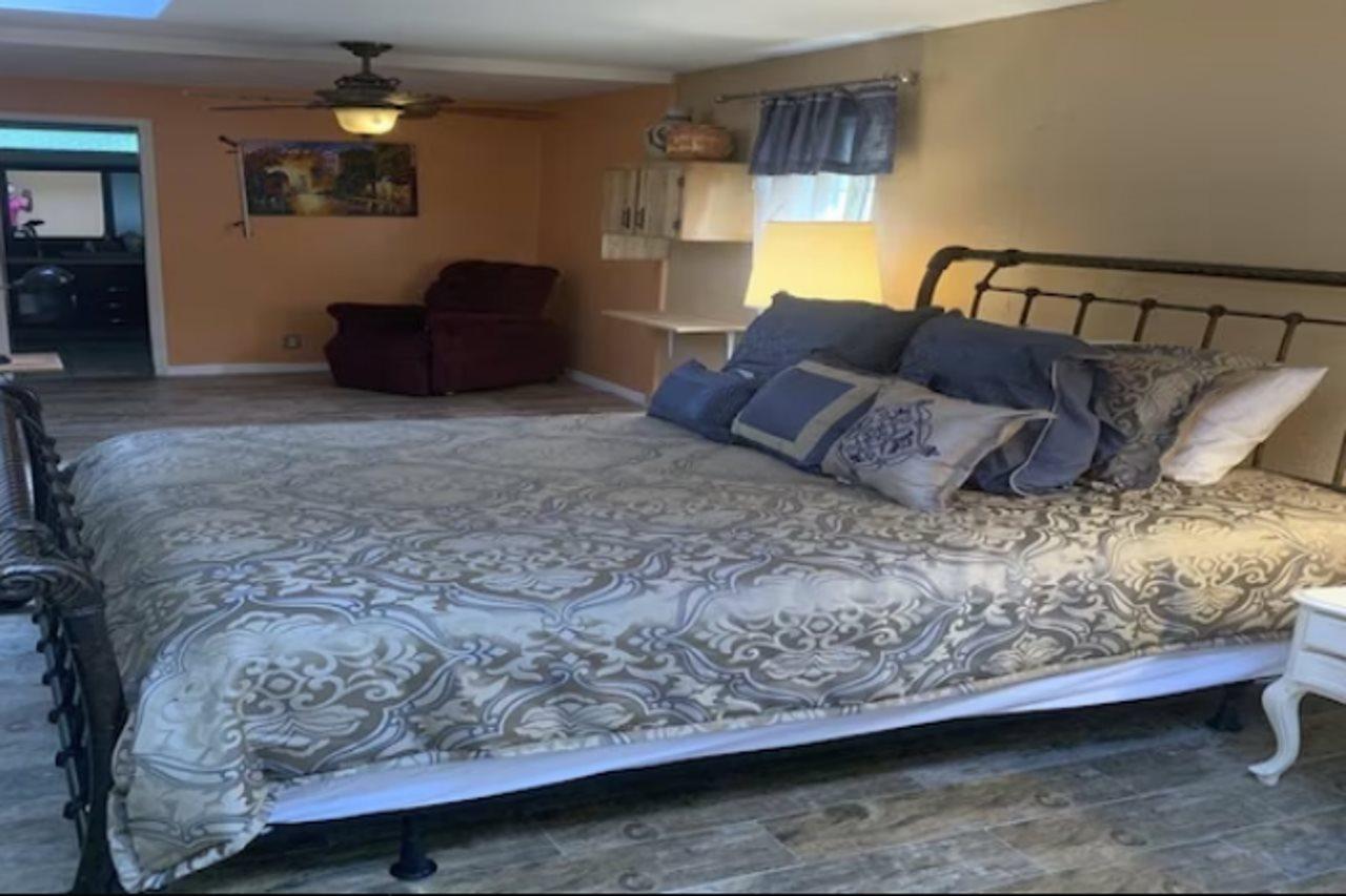 מלון Oyo Family Ranch At Melbourne Fl מראה חיצוני תמונה
