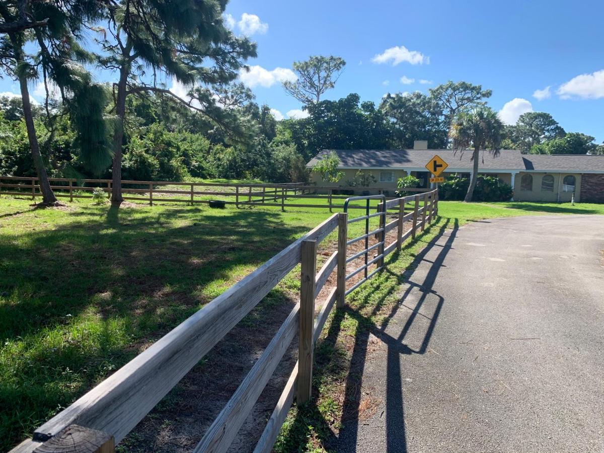 מלון Oyo Family Ranch At Melbourne Fl מראה חיצוני תמונה